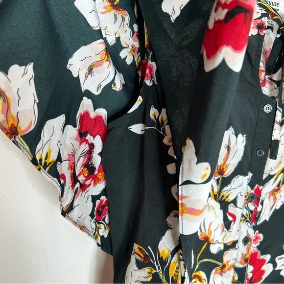 Unique Vintage black floral blouse button up flutter sleeves size 14 - Picture 4 of 5